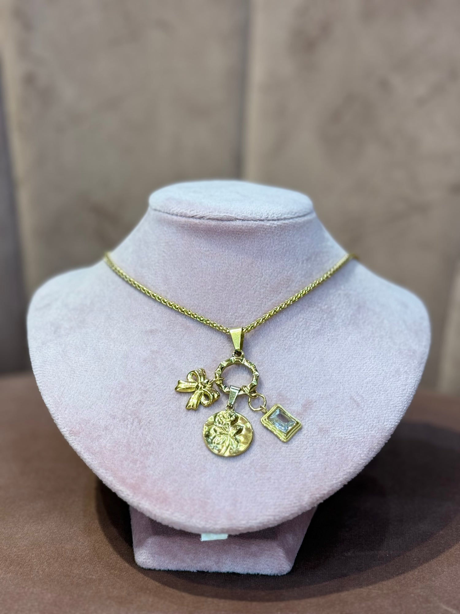 Collana Gold “3 Charms” CRIS